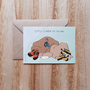 Pequeño escalador en camino - Tarjeta de escalada en roca - Bebé escalador, zapatos de escalada, tarjeta de bebé, felicitaciones, embarazada, mami escaladora