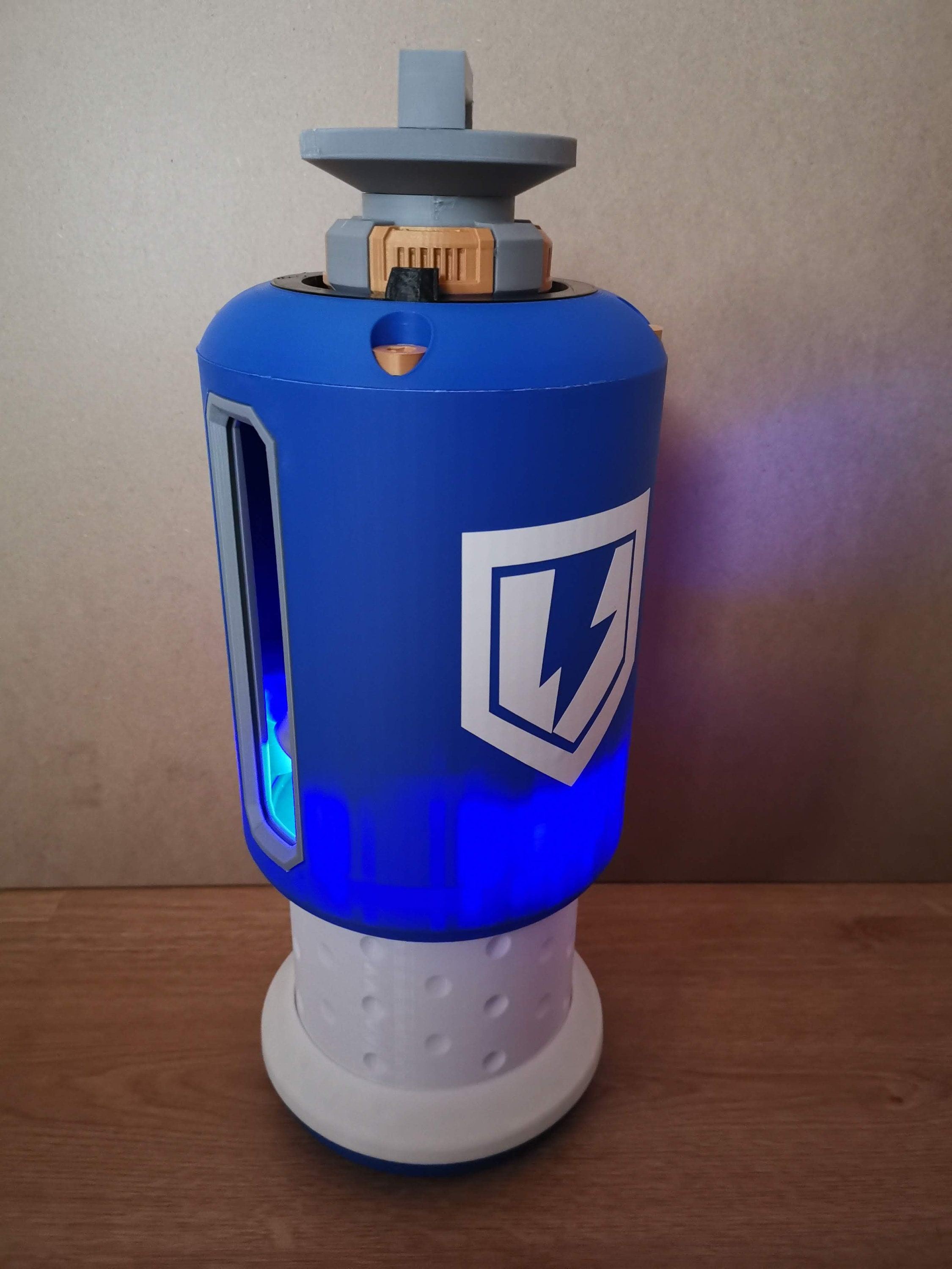 Battle Royale Shield Battery 3D printed with light gift - Etsy 日本