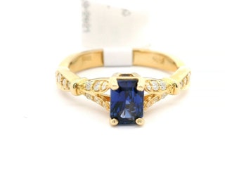 Brand New Sapphire and Diamond Ladies Ring in 14k Yellow Gold Size 7