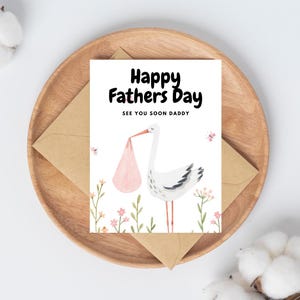 Carte de fête des pères heureuse from the Bump - Téléchargement numérique | faire-part de bébé cigogne | A bientôt papa | Révélation de grossesse imprimable