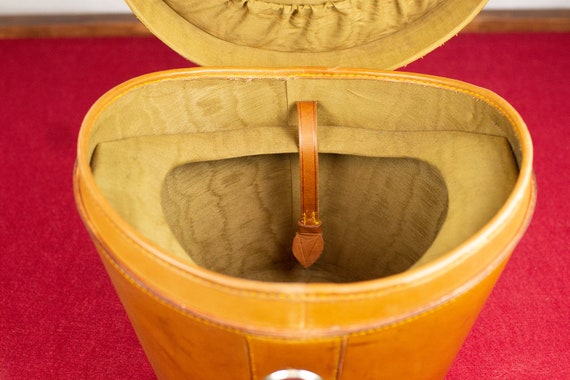 Antique edwardian leather top hat box - image 6