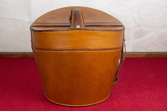 Antique edwardian leather top hat box - image 3