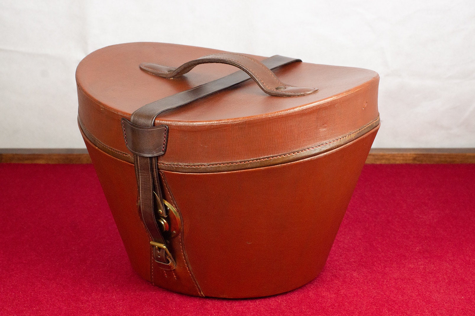 Antique Hat Boxes, Vintage retro/deco 40s-50s hat box luggage/suitcase  Fordite floral