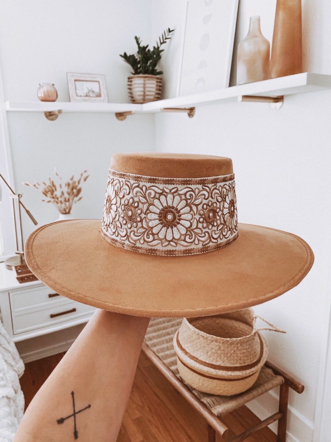 Boater Hat “sofia” in Hazelnut - Etsy display picture 1