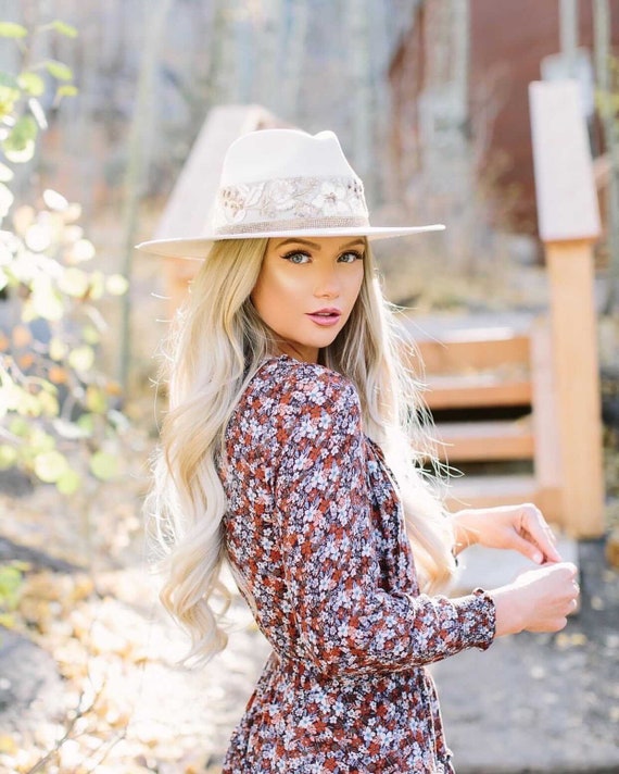 Fedora Hat Suede GIANNA in Ivory/ Gold 