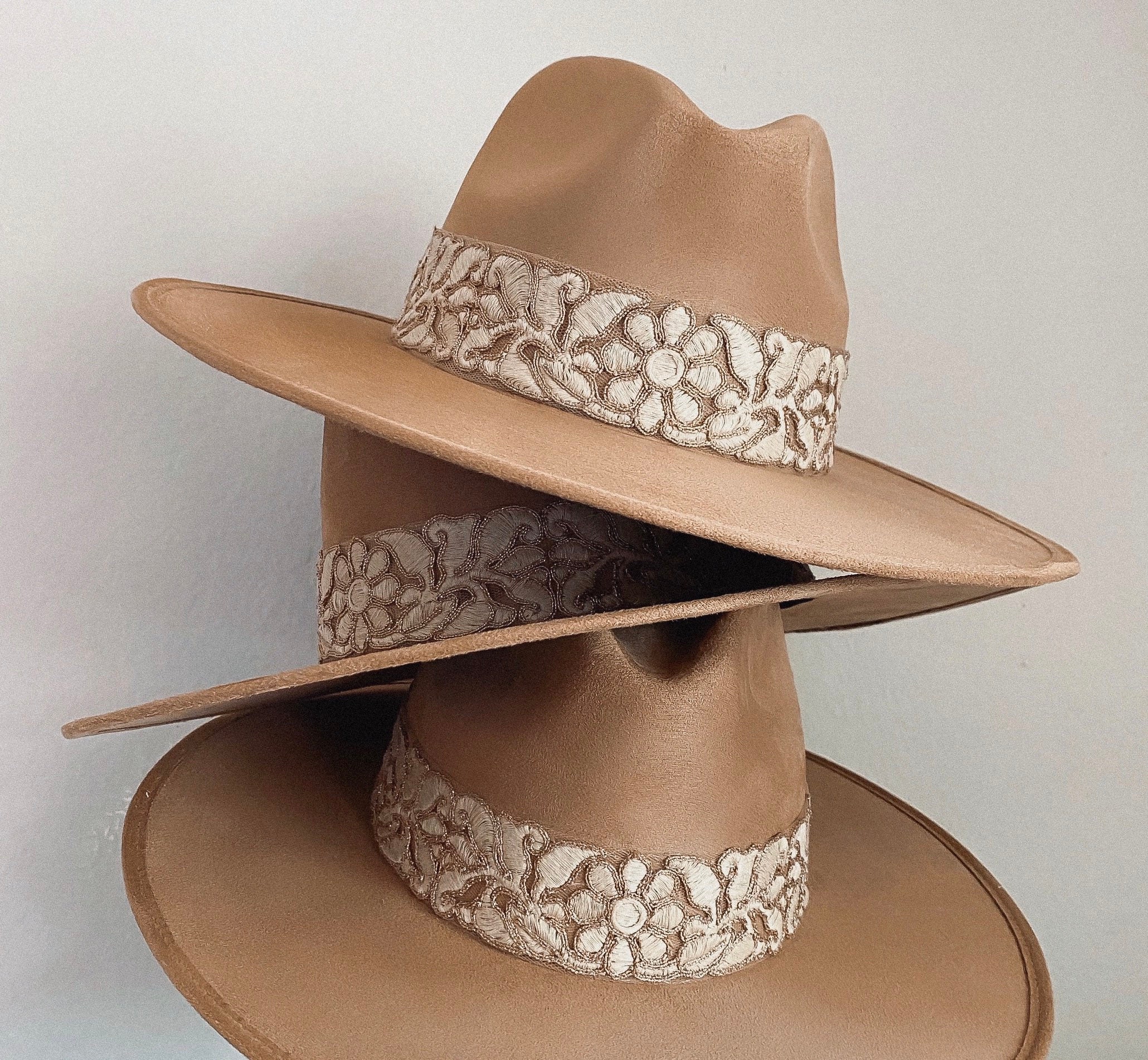 Fedora Suede evelyn in Hazelnut Color 