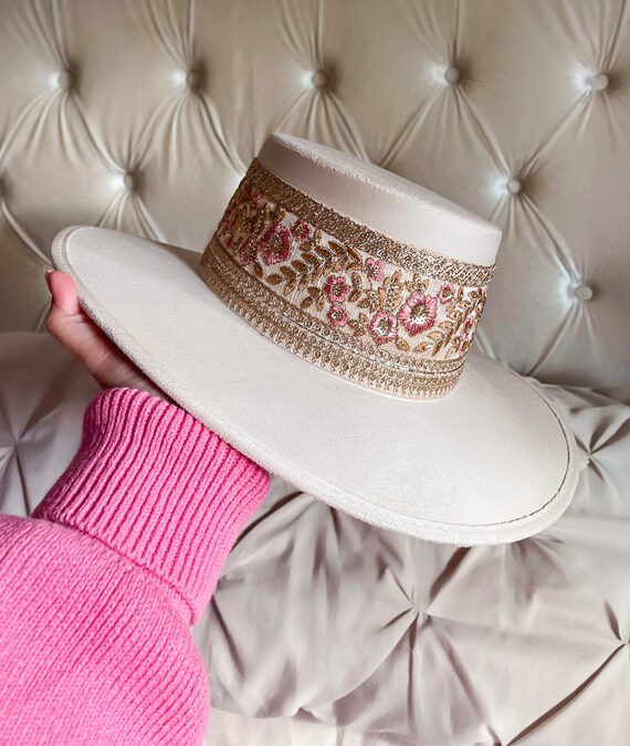 Lack Of Color Cream Hat with Pink Band LACK OF COLOR | Rancher Hat - Rose – Scarlet Clothing main image 4