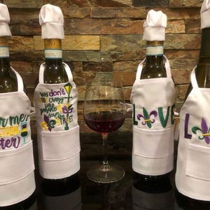 Mardi Gras Wine Bottle Apron, Fat Tuesday, Wine bottle Apron, Mardi Gras- personalized, embroidered, NOLA Party Favor, Festive Wine Apron