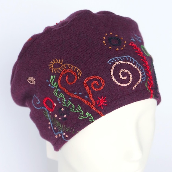 Merinomütze, Merinobeanie, Merinobaskenmütze,  handbestickt, dehnbar, Einheitsgröße, mit Baumwolle gefüttert