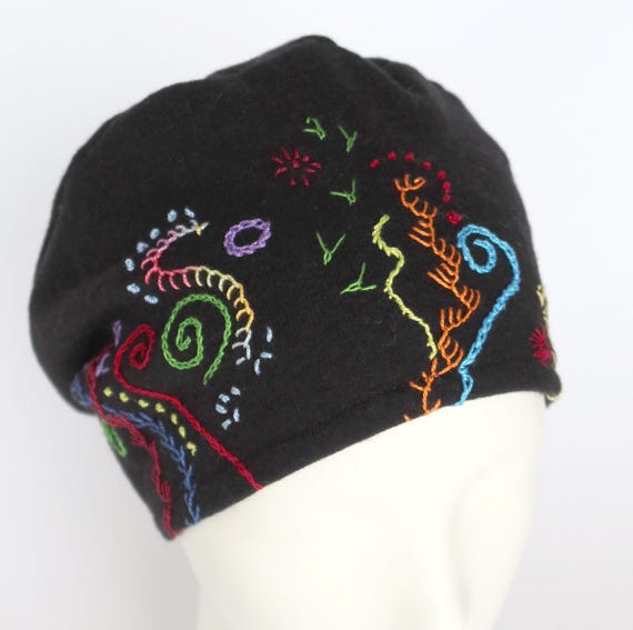 Merinomütze, Merinobeanie, Merinobaskenmütze,  handbestickt, dehnbar, Einheitsgröße, mit Baumwolle gefüttert
