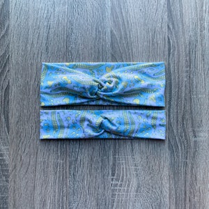 Chiropractic Twist Headband: Yellow/Blue Knot Headband
