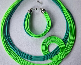 Green necklace  / green bracelet/knot necklace  /  Fabric necklace l top set