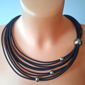 Zwarte touwslabketting, zwarte set, dikke textielsieraden, zilveren kralen