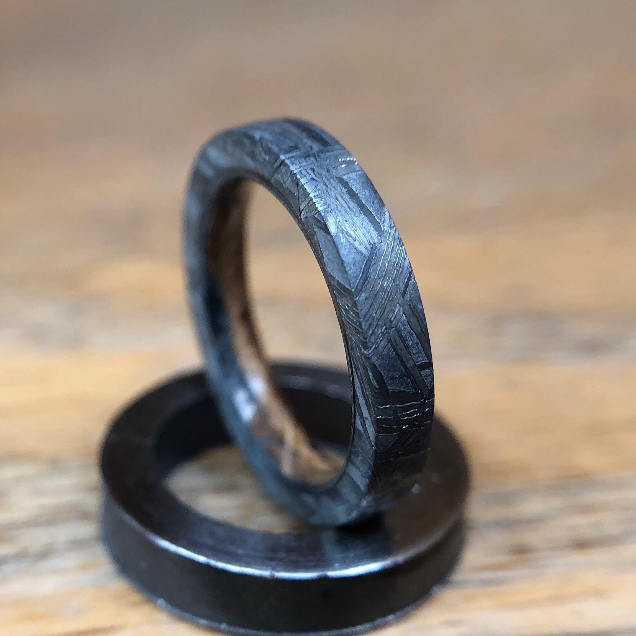 Meteorite Ring Whiskey Barrel Liner Meteorite Ring Unique Muonionalusta Widmanst tten Etch Men Or Women Wedding Band 3mm