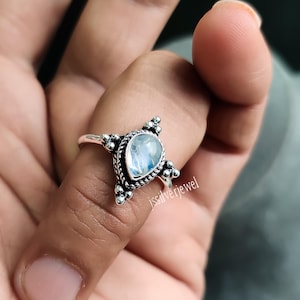 Anillo de piedra lunar natural, anillo hecho a mano, anillo de plata para ella, anillo de piedra natal de pera, regalos para niños, anillo de promesa, regalo perfecto para San Valentín