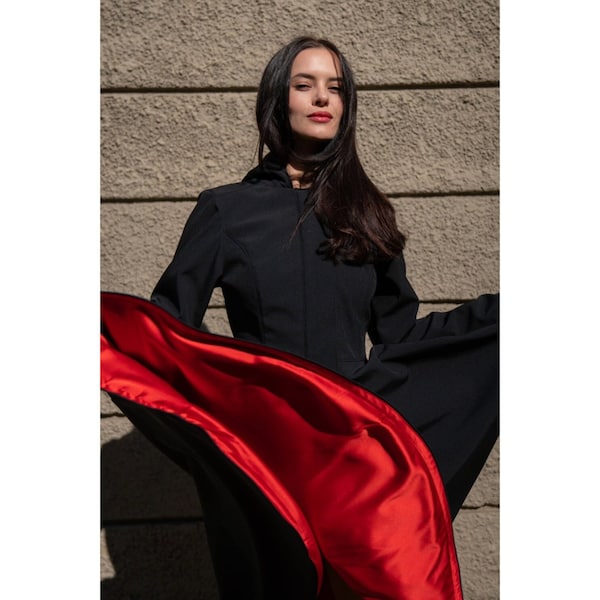 à capuche noir uni résistant à l'eau pour femmes, trench-coat avec doublure rouge vif pour l'automne | Rouge corbeau