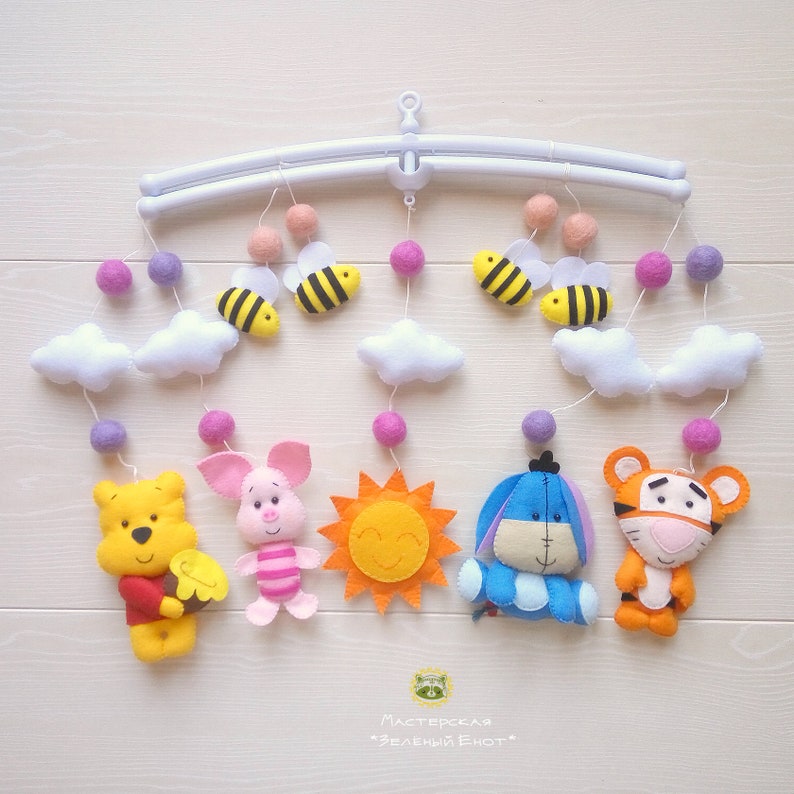 Felt mobile. Мобиль Baby Crib mobile. Мобиль Винни пух. Мобиль Tomy Винни пух. Мобиль Винни и его друзья.