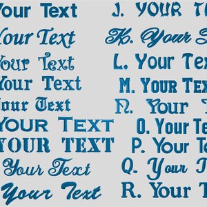 Może przedstawiać: Wykres z literami od A do R w r&oacute;żnych czcionkach i stylach. Każda litera jest poprzedzona tekstem "Your Text".