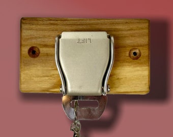 1 Aircraft Belt Buckle Key Rack