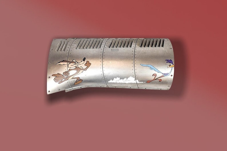 Cartoon WW2 Nose Art on Airbus A320 Pylon Cover image 1