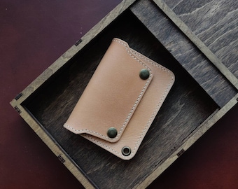 Short Trucker Wallet With A Ring For Chain or Lanyard, Unpainted Veg Tanned Wallet For Rider, Biker or Trucker