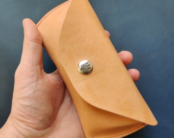 Handmade Veg Tanned Leather Glasses Case: Brown Eyeglass Protector