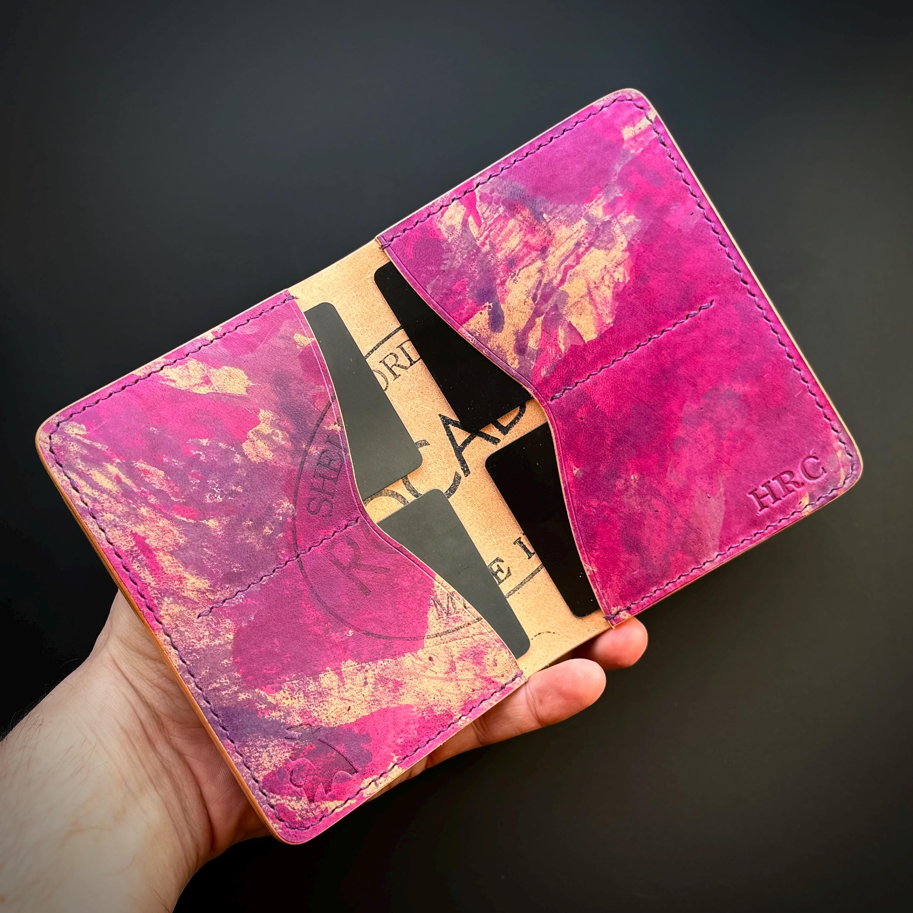 シェルコードバン ロカド バーガンディ 二つ折り財布 ロカド シェルコードバン 二つ折り財布 - Etsy 日本