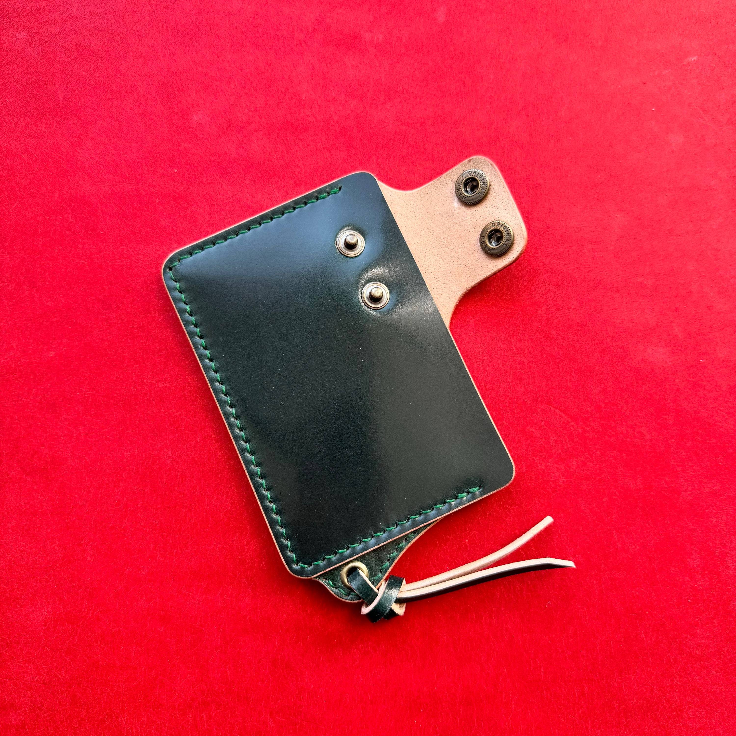 新しいブランド Leather Cordovan Shell Rocado Card for Ring A With Holder 小物