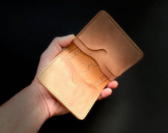ロカド シェルコードバン二つ折り財布 – 無釉レザー、経年変化を