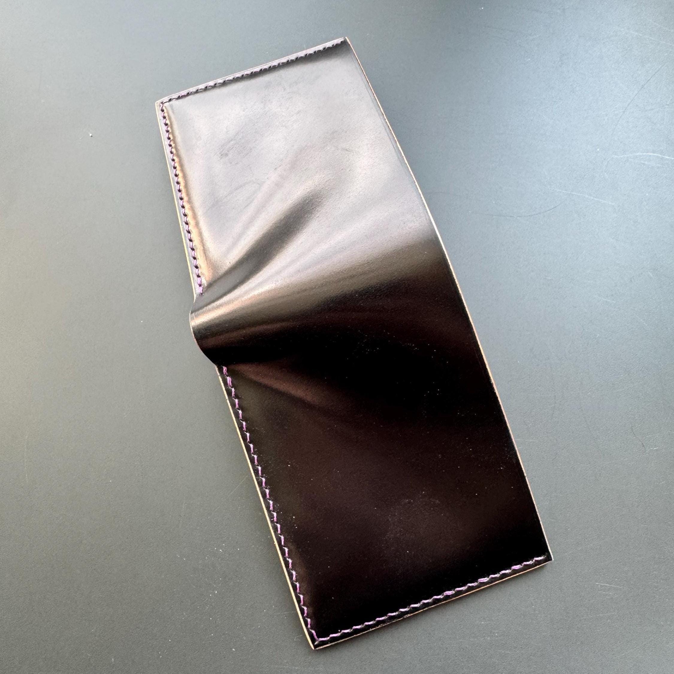 ロカド シェルコードバン 二つ折り財布：ブラック＆レッドレザー、小銭