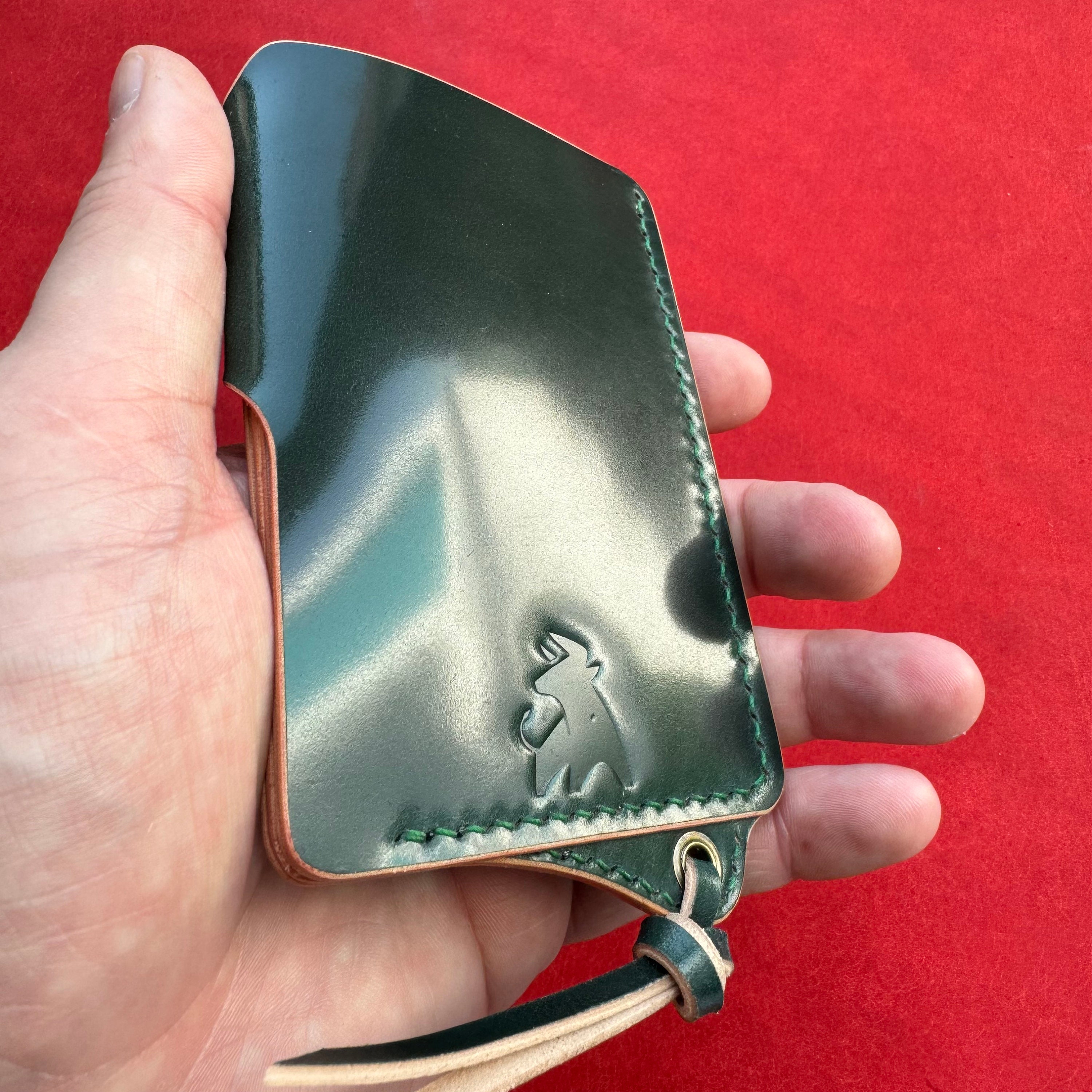 Rocado Shell Cordovan Leather Card Holder With A Ring for