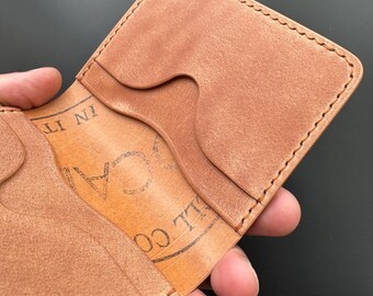 ロカド シェルコードバン二つ折り財布 – 無釉レザー、経年変化を