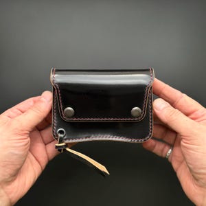 Cartera corta de camionero Rocado Shell Cordovan con anilla para cadena o cordón, billetera elegante para motociclistas, motociclistas o camioneros