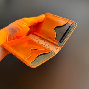 Billetera plegable de piel Rocado Shell Cordovan