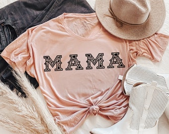 Mamá dibujada bordado SVG / Mamá camiseta png svg, Mamá camiseta, Linda mamá svg, Regalo del día de la madre, Vida de mamá svg, mamá floral svg, mamá occidental