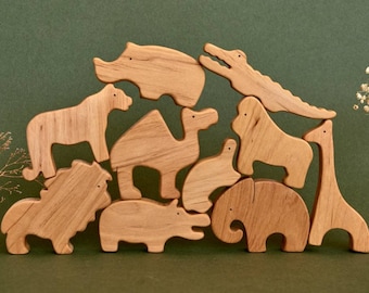 Simple design wooden Safari animals toys figurines baby