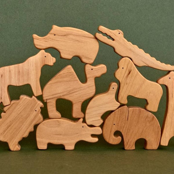 Simple design wooden Safari animals toys figurines baby