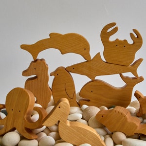 Cute preschool  wooden sea ocean animals toys figurines toddler