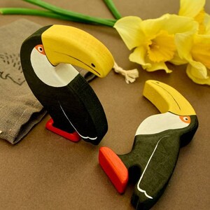 Simple design wooden toucans birds animals toys figurines toddler image 5