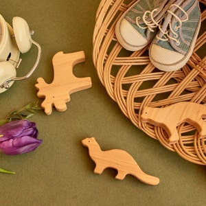 Easy design wooden woodland North American animals toys figurines toys image 8