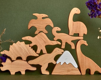 Wooden Jurassic period dinosaurs animals toys figurines toddler