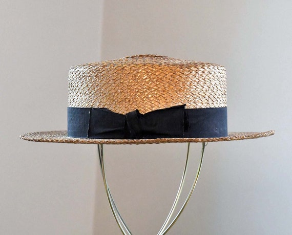 Vintage Giovannio Classic Straw Boater Hat ~ Dupioni Silk Ribbon Bow Giovannio | Accessories | Giovannio New York Redhat With  main image 2