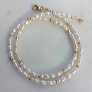 Zoetwaterparelkralenketting: handgemaakte rijstparels