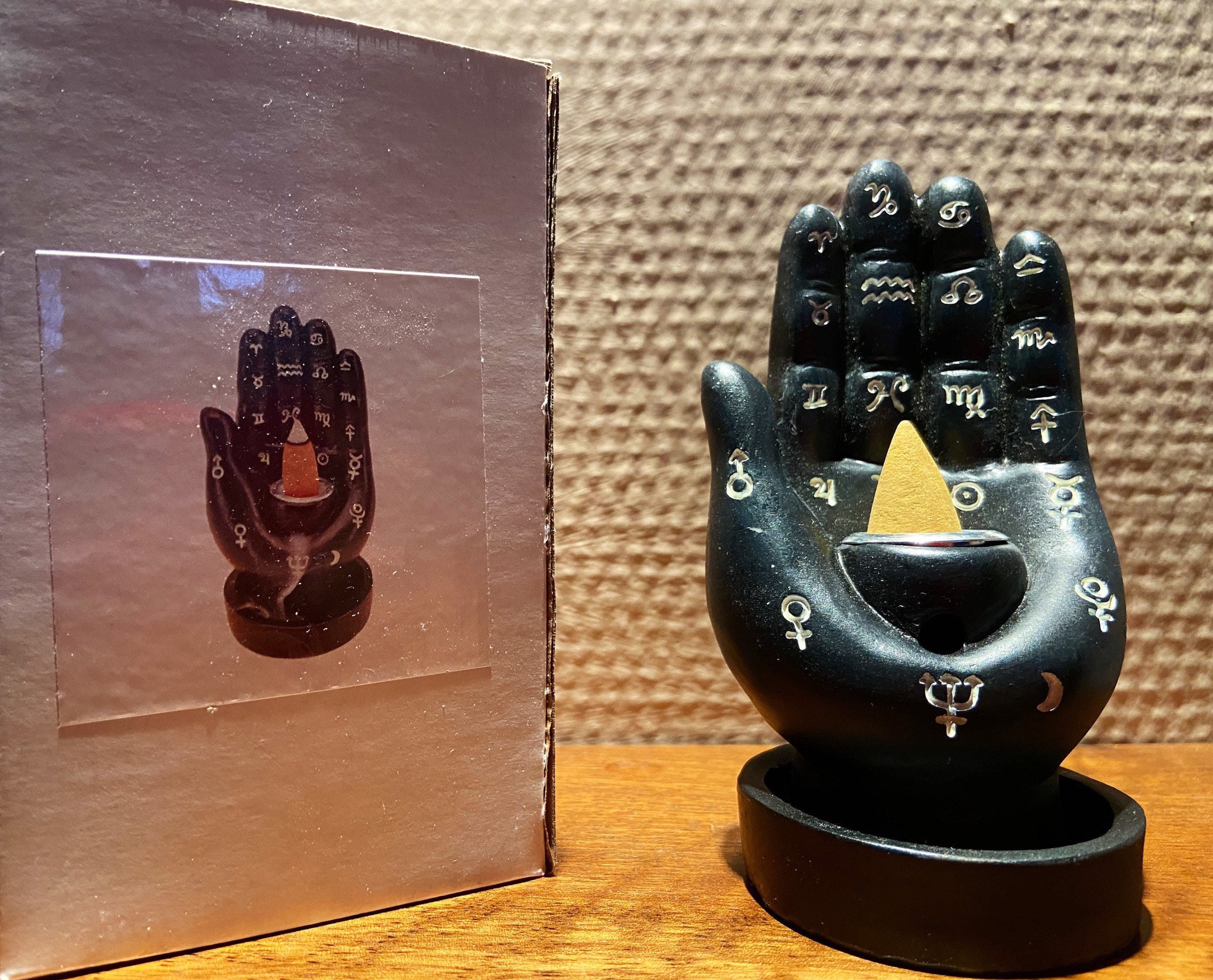 Brûleur d'encens à Refoulement Reflux Backflow Main Mantra + Livré avec 1 Cône - A Utiliser Cônes d'