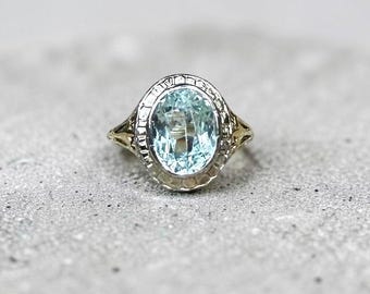 Vintage Aquamarine Ring in 14k Two-Tone Gold | Late Art Deco | Size 6