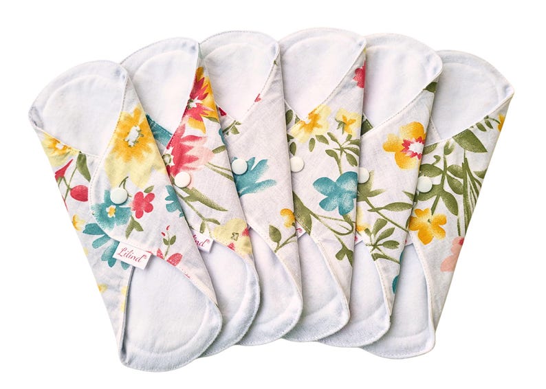 Reusable Organic Cloth Pads – 6 Pack 9" / 24cm Regular Flow, Washable and Waterproof, Made in Europe Flowers