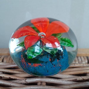 Large Vintage Art Glass Flower Paperweight