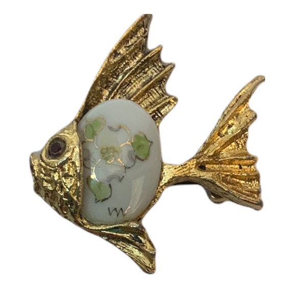 Vintage Tiny Gold Toned Goldfish Porcelain Hand Painted Fish Brooch Pin Retro Whimsical