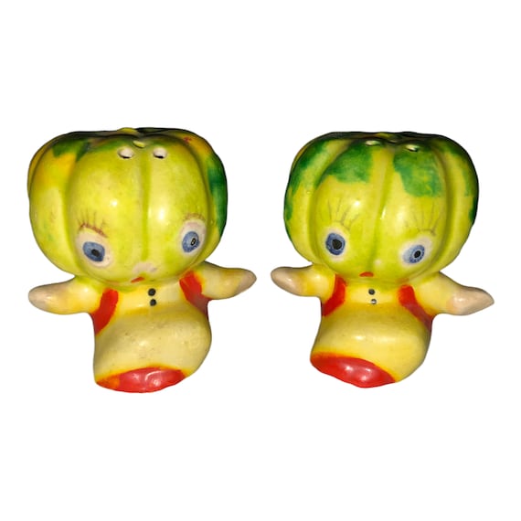 Vintage Salt Pepper Shaker Shakers Squash Melons Anthropomorphic Whimsical