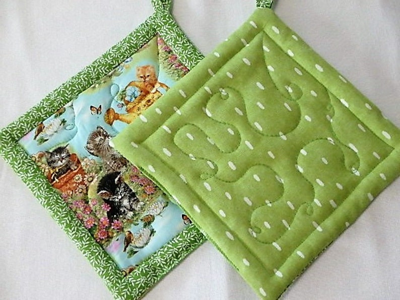 Cat Pot Holders Quilted Cat Hot Pads set of 2 Cat Lovers Gift Cat Hot Pads Unique Cat Potholders Gift Set